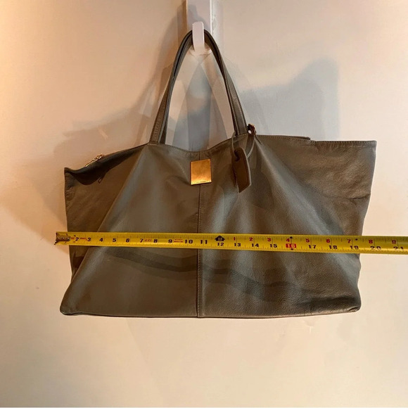COURONNE Large Tote Supple Leather Two Zipper Compartment Structured Slouchy Bag - Picture 10 of 14